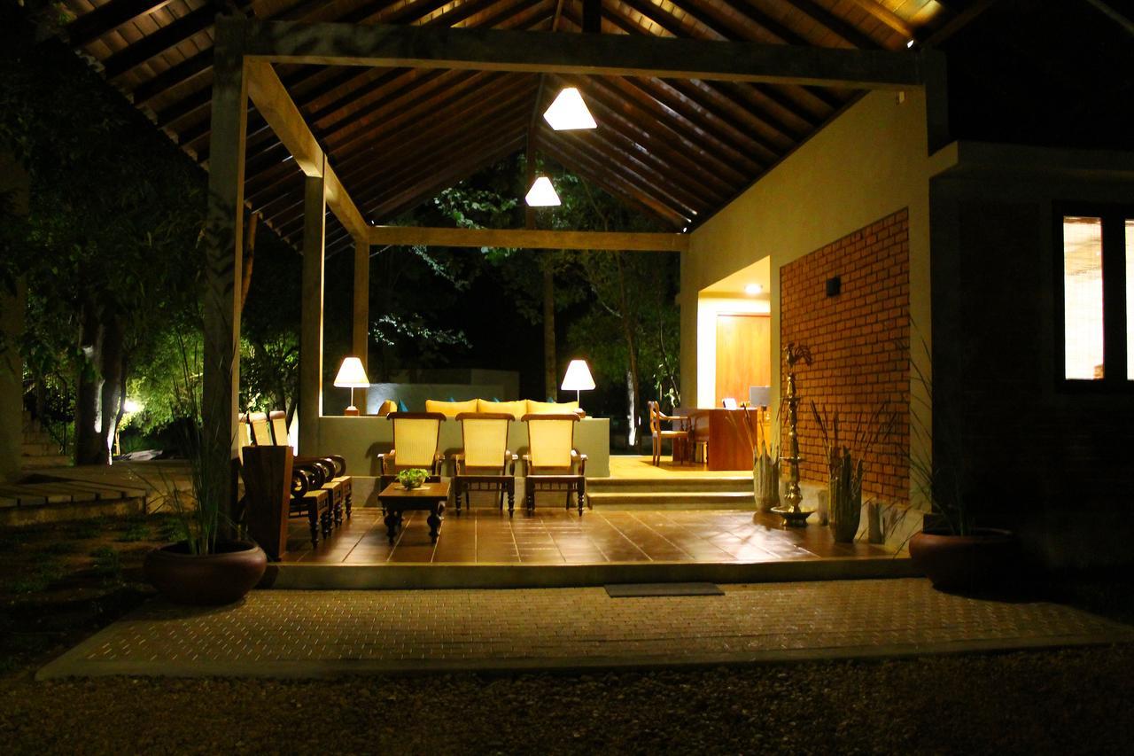 Ehalagala Lake Resort Sigiriya Dış mekan fotoğraf