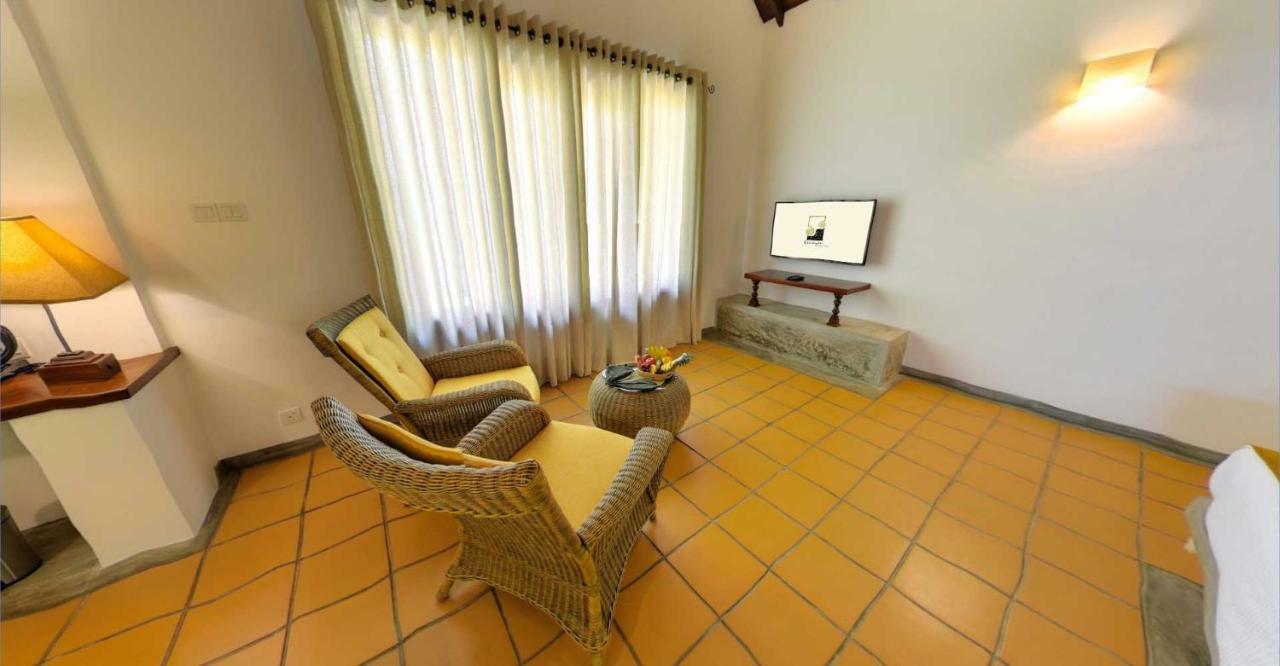 Ehalagala Lake Resort Sigiriya Dış mekan fotoğraf